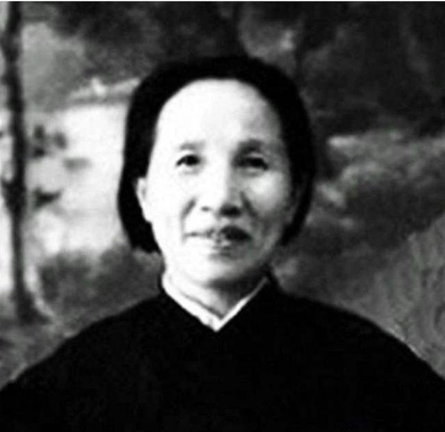 毛主席70大寿，亲自派车去接毛远志：这么多年，你怎么不来看我？