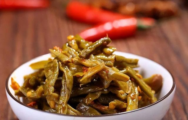 韭菜是结节“加速剂”吗？消化科主任：不想结节癌变，少吃6物