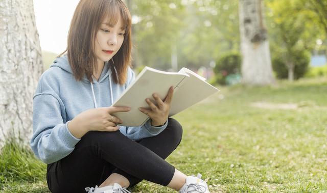 后半生最好的活法：不懈的读书，冷静的思考，规律的睡觉