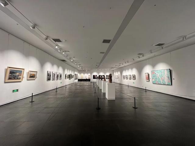 徐州工程学院艺术展
