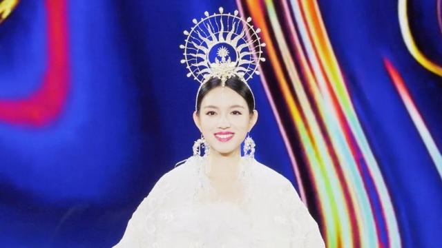 中国第一美人（中国第一美人空姐照片）