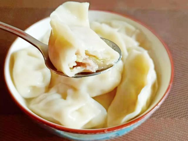 元旦吃什么传统食物 元旦吃什么传统食物（元旦吃什么传统食物250个字） 生活