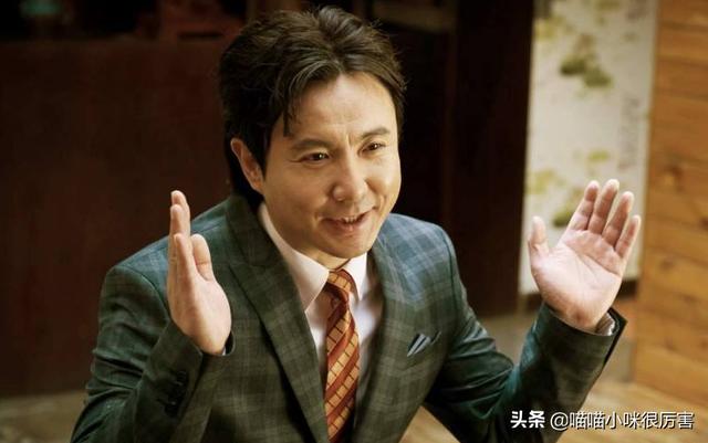 年轻时帅气无双，老了却丑的各具特色，这5位男星，好可惜
