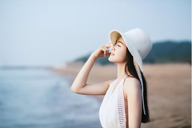 夏天腿上有鸡皮疙瘩是什么原因