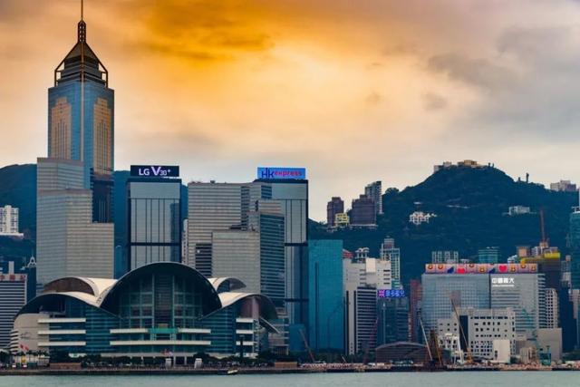 香港新一代“陆漂”，开始“反向偷渡”