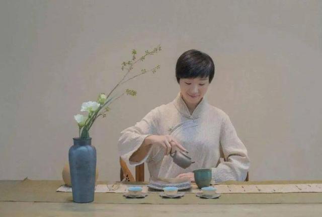 五行学说在中医理论和实践如何应用？肝属木，是说木代表肝脏吗？