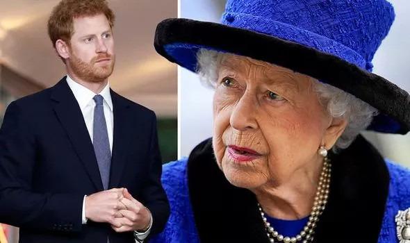 英专家：伊丽莎白女王称2021年为“动荡的一年”，君主制可能加强