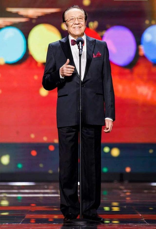 5位著名的辽宁籍演员，组成2022年央视春晚一道风景