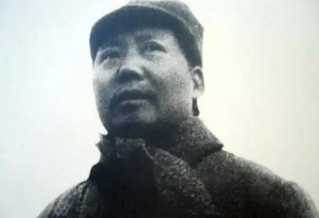 1945年，毛泽民女儿看望伯伯时提出一请求，毛主席：我支持