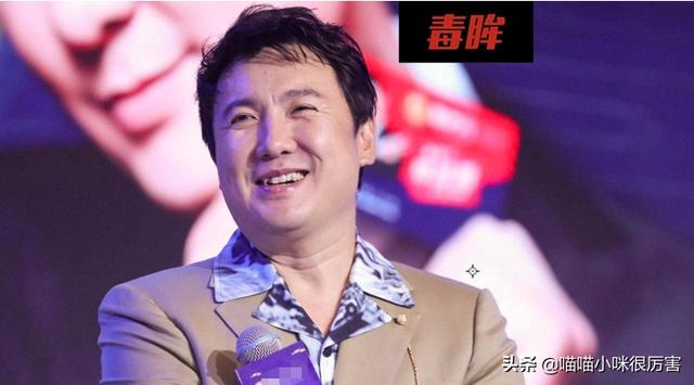 年轻时帅气无双，老了却丑的各具特色，这5位男星，好可惜