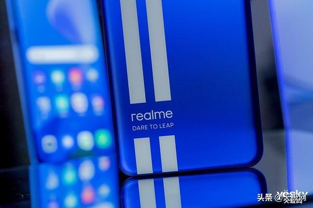 全能游戏旗舰手机！realme真我GT Neo3上手评测