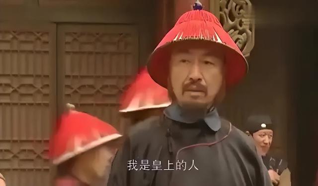九门提督和珅：权力滔天，被赐死时为何不反，你不看皇帝咋防他的