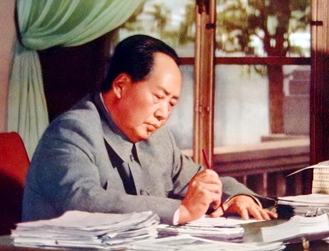毛主席看透生死，逝世前一天怎样度过？2001年李敏公开其护理过程