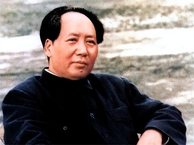 抗美援朝，中央决定调黄永胜司令入朝，林彪却说：我要换一个人上