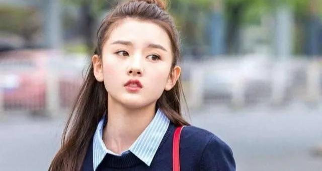 《盛装》主编跳楼自杀破尺度出现，职场剧、悬疑剧扑朔迷离