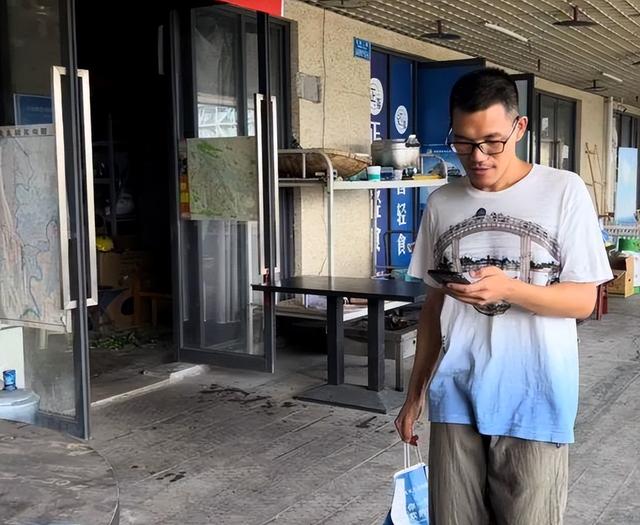 成都送外卖一个月可以赚多少钱，成都送外卖一个月可以赚多少钱呢