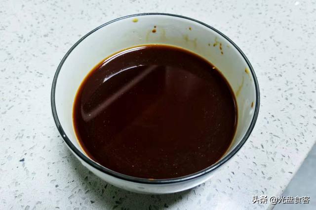 冬天，鸡蛋和这三样一起炒，营养非常全面，孩子常吃，顺利过冬