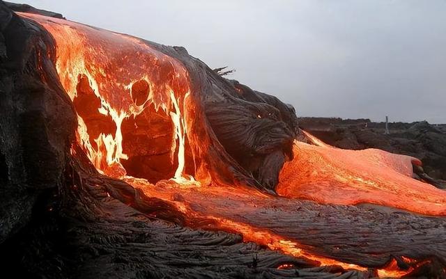 如果地球上最大的火山——黄石火山喷发，会带来什么后果呢？