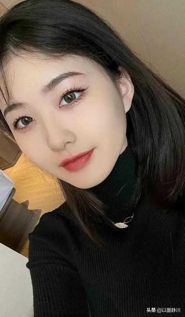 第一只老鼠望向我时