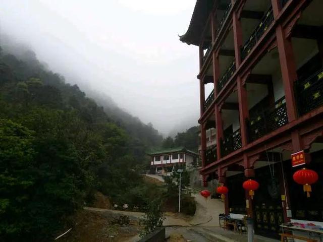 你知道寺院義工嗎？記錄我的十一天寺院義工生活