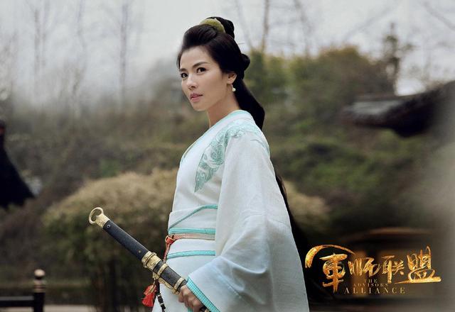 接烂剧、装少女、敷衍观众，这些曾经的好演员，也为“钱”折腰了