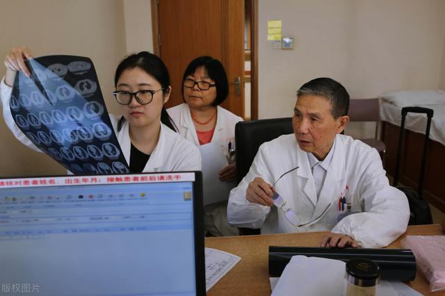 孝顺儿女想知道：怎样打退“李鬼”，向老人科普正确养生理念？