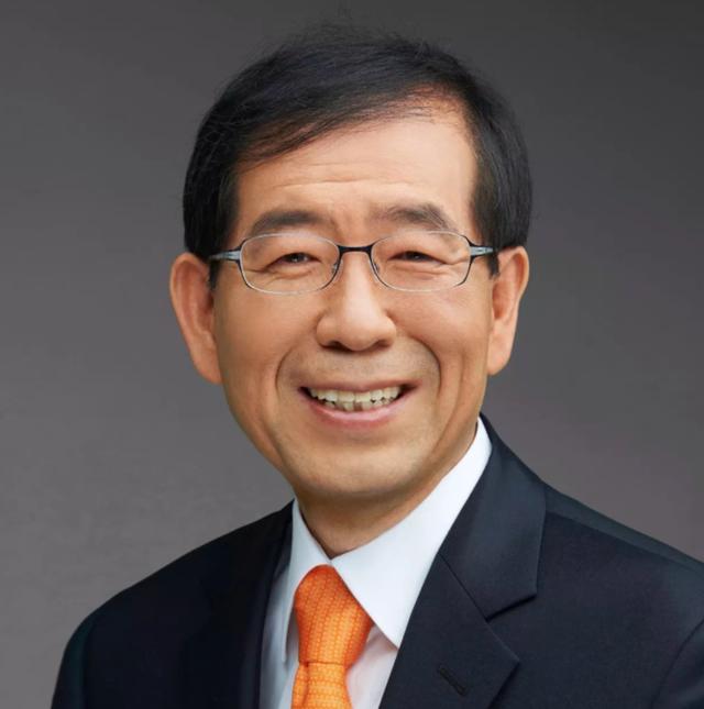 韩国大选结果出炉，文在寅被年轻人抛弃，他能逃脱被清算的魔咒吗