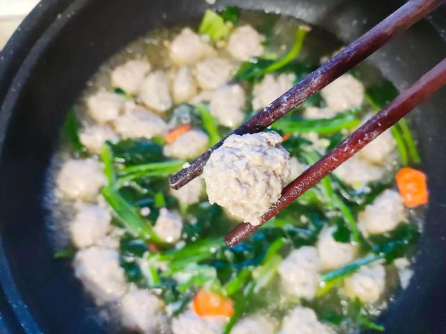 阳春三月，养肝“黄金期”，10食物要多吃，滋阴养肝，越吃越年轻