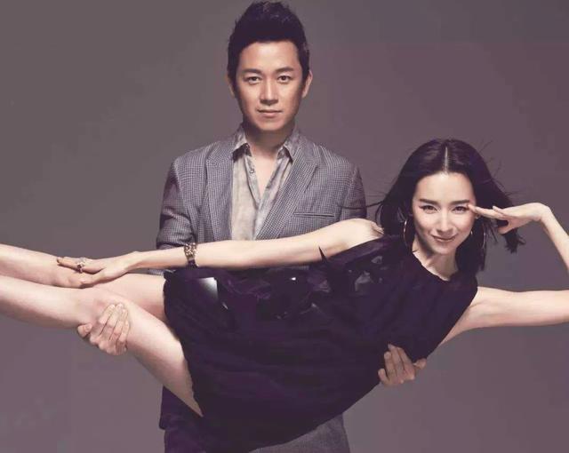潘粤明的“反击”：丑陋婚变沦为过街老鼠，铮铮铁骨上演逆天改命