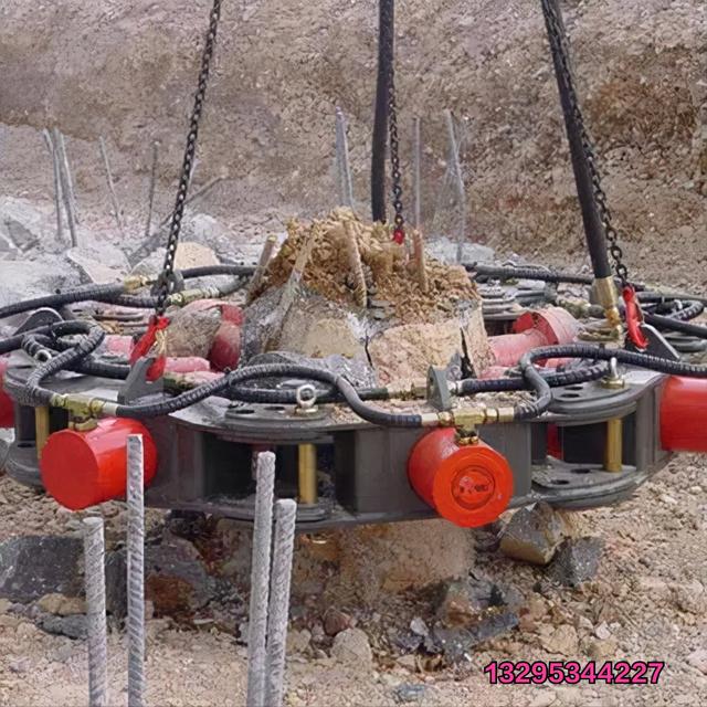 最新款挖斗破碎机的简单介绍