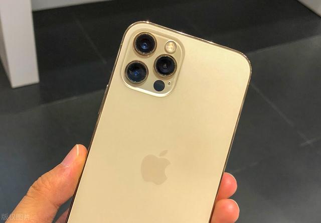 苹果曾说过一句著名言论：你的下一台电脑，何必是电脑？是ipad