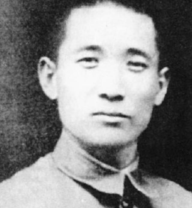 49年张治中生活困难，向傅作义借钱，周总理得知：拨出六千元给他