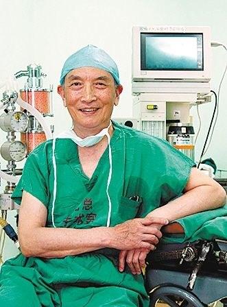中国顶尖肿瘤专家患癌，一年后痛苦离世，临终前的反思发人深省