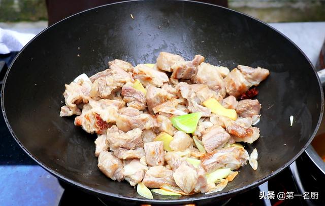 疫情反复要当心，居家隔离必吃的5种食物，增强免疫力，共同抗疫