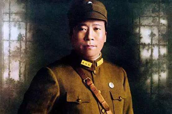 1949年耗时3个月，杨虎城遗体被找到，邓小平要求：换个好棺材