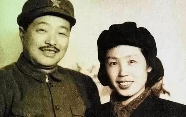 她19岁嫁刘伯承，为其生育了7个孩子，照看病重的丈夫长达13年