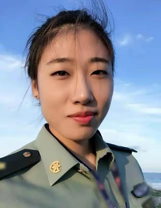 朱婷回归后，中国女排很难再回到巅峰状态，女排复兴之路任重道远。
(图4)