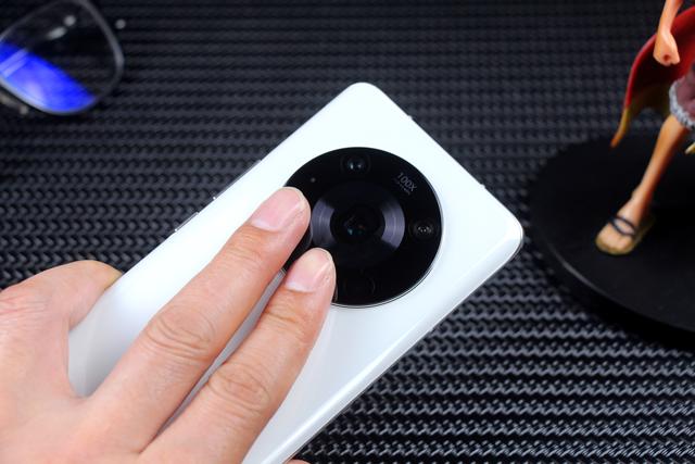 荣耀Magic4 Pro：性能、影像、安全，一部几乎做到面面俱全的旗舰