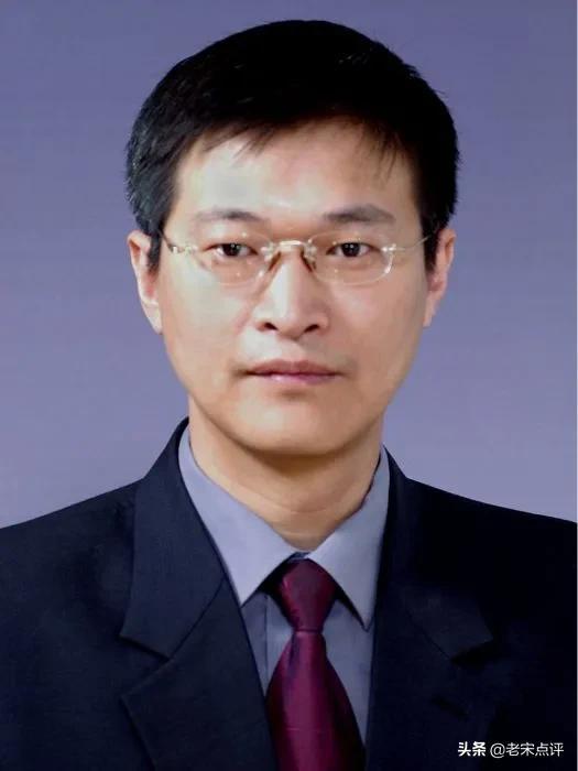 5月13日，7名厅级干部被带走调查