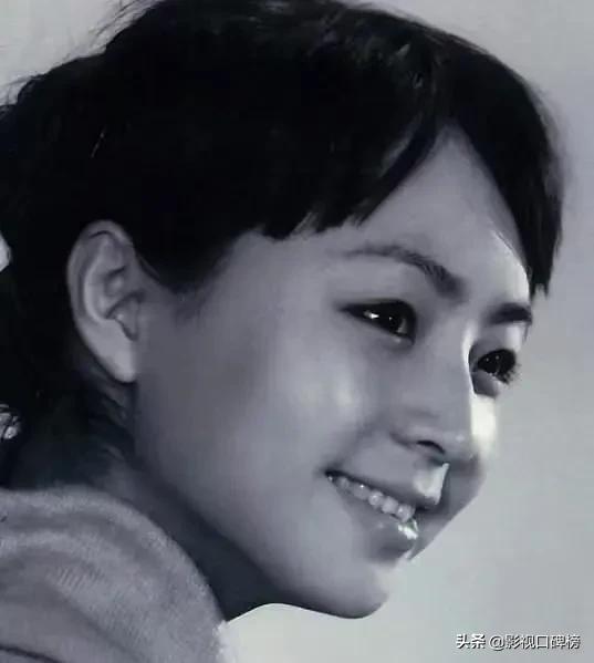 冰球选手英如镝“以父之名”上热搜，英达三段感情伤了哪些女人？