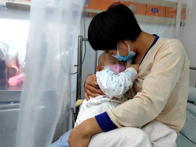 三岁女童突患血癌，夫妻痛哭：孩子乖巧懂事，可我们却借不到钱了