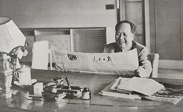 1930年，三子毛岸龙秘密入读大同幼儿园，留下此生唯一的两张照片