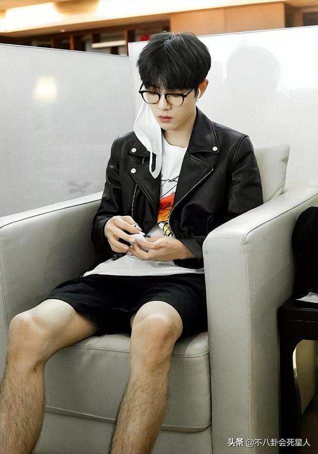 有些男生为什么没有腿毛为什么有的男生有腿毛有的男生没有腿毛