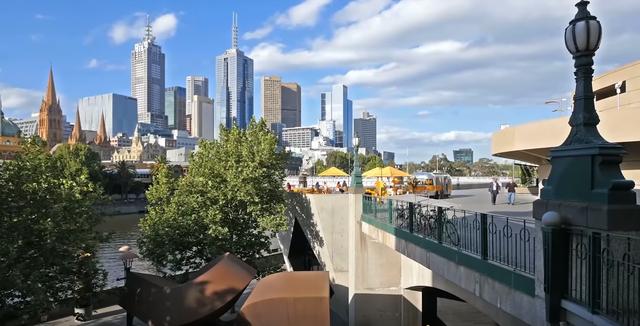 继美国、韩国后，澳大利亚工人也开始罢工：快递员不愿意送快递了