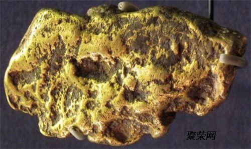 “好奇号”拍到火星上金灿灿的黄金：面积一大片，是真的吗？