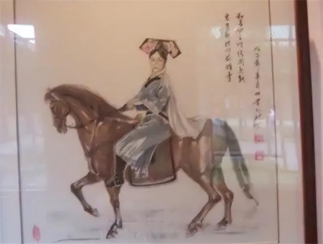 6岁女童给乾隆女儿做伴读，却被乾隆一眼看中，统领后宫54年