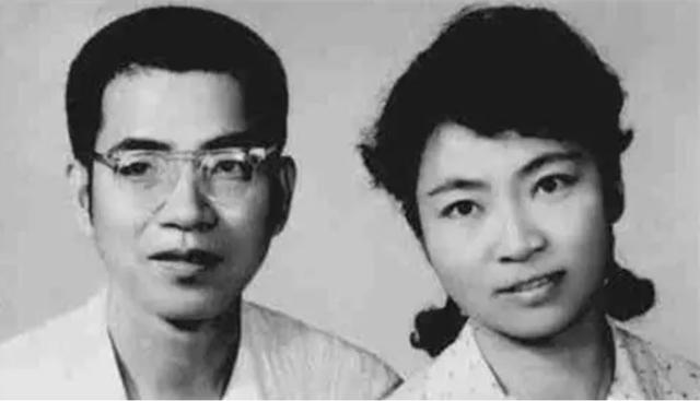 陈景润调侃自己与猪作伴求助邓小平，邓立即指示国务院：就地解决