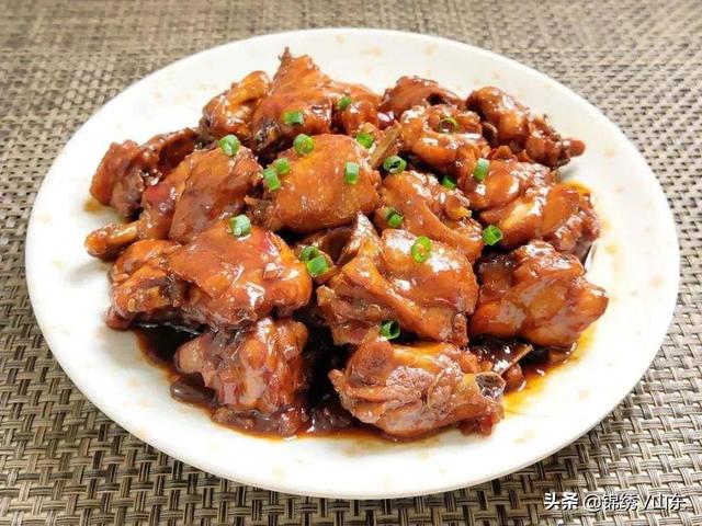 冲击式制砂机有底筛吗