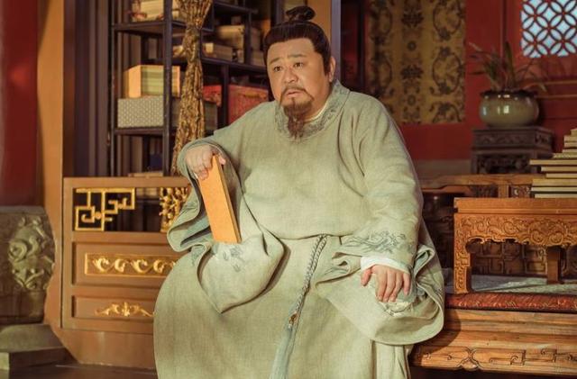 靖难之役后，朱棣赐张辅免死特权，可朱祁镇却让他死得比于谦还惨