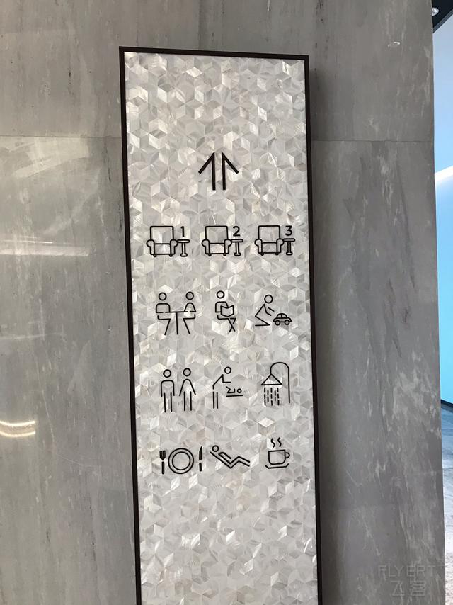 驚喜滿滿！王牌A359墨鏡俠執飛首航，川航還給乘客准備了大禮包